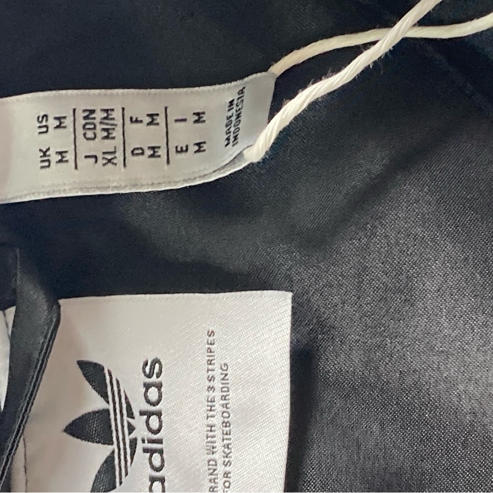 Adidas Men's Varsity Bomber Jacket in Black Shimo Size M - Picture 10 of 16
